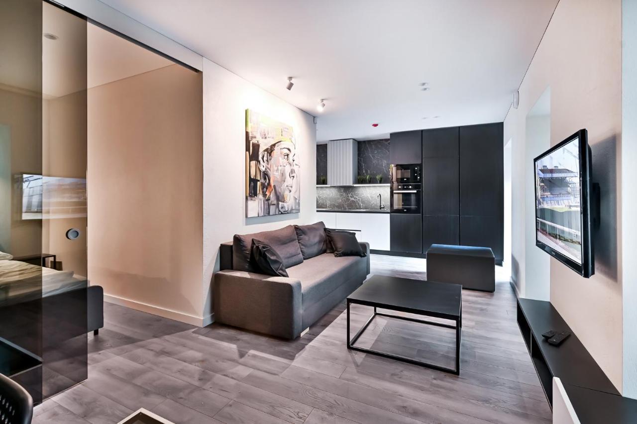 Jacuzzi Cinema Loft Lejlighed Kaunas Eksteriør billede